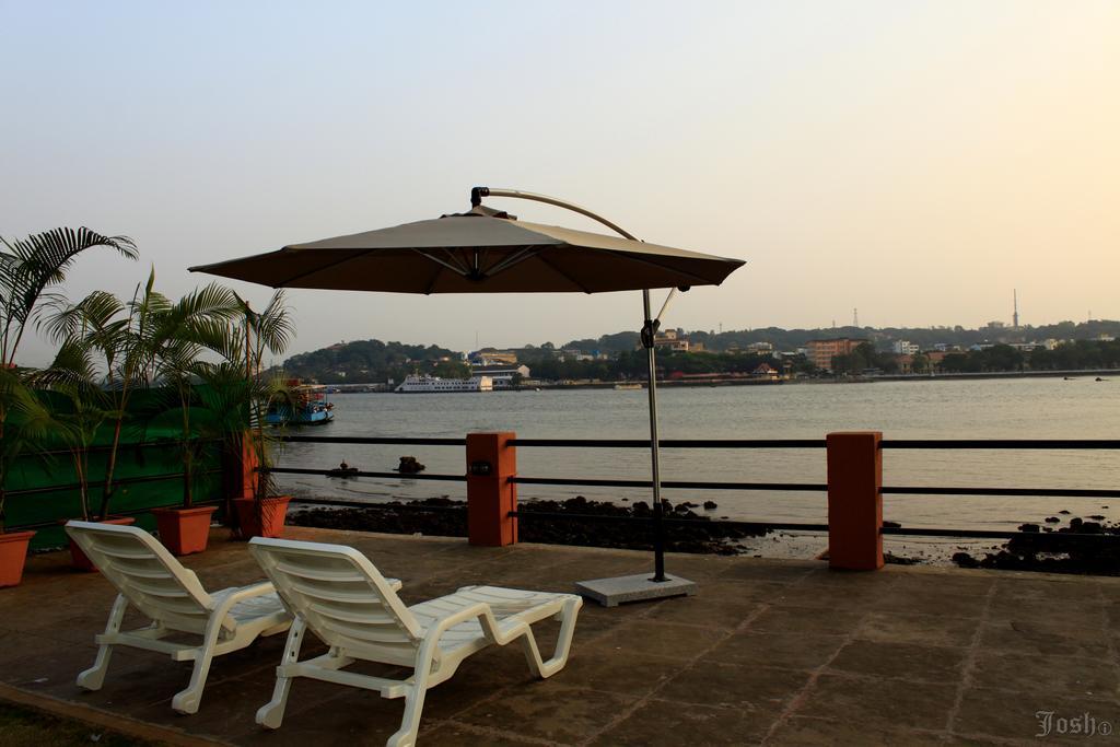 Cabo Cabana Hotel Panaji Esterno foto